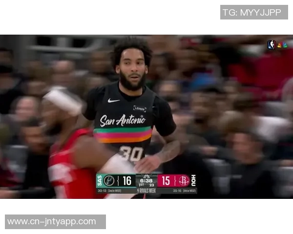 文班亚马称赞尚帕尼场上表现出色完美适应角色展现团队精神